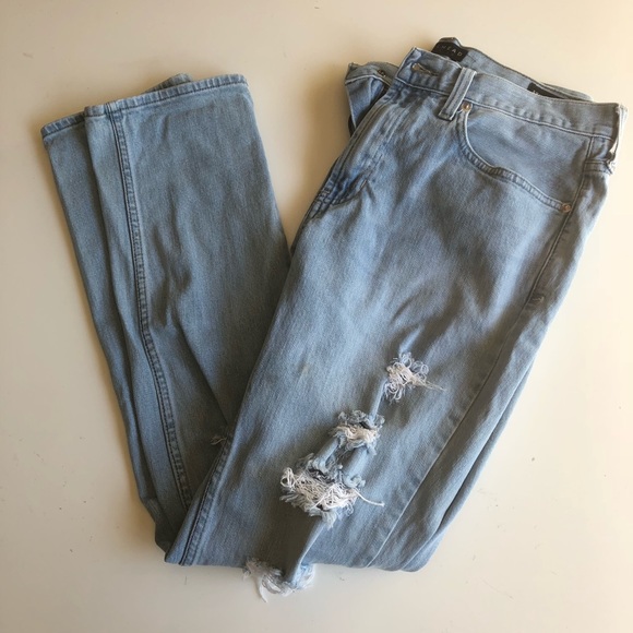 Bullhead Denim Ripped Jeans - Picture 3 of 6